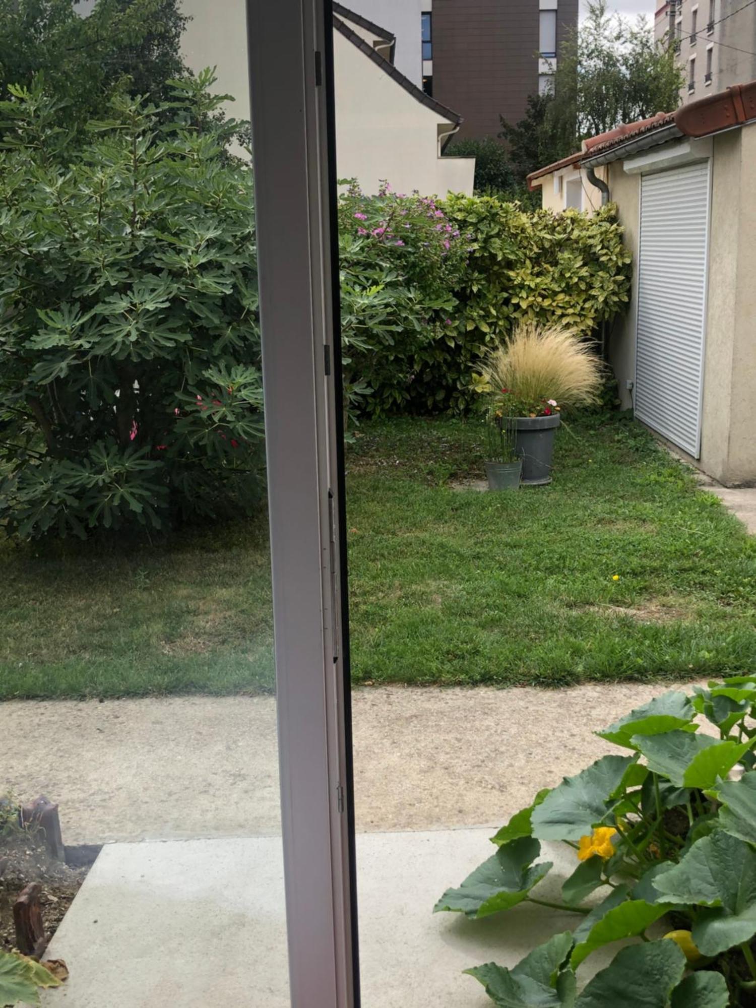 Une Chambre A Neuilly Guest House Exterior foto